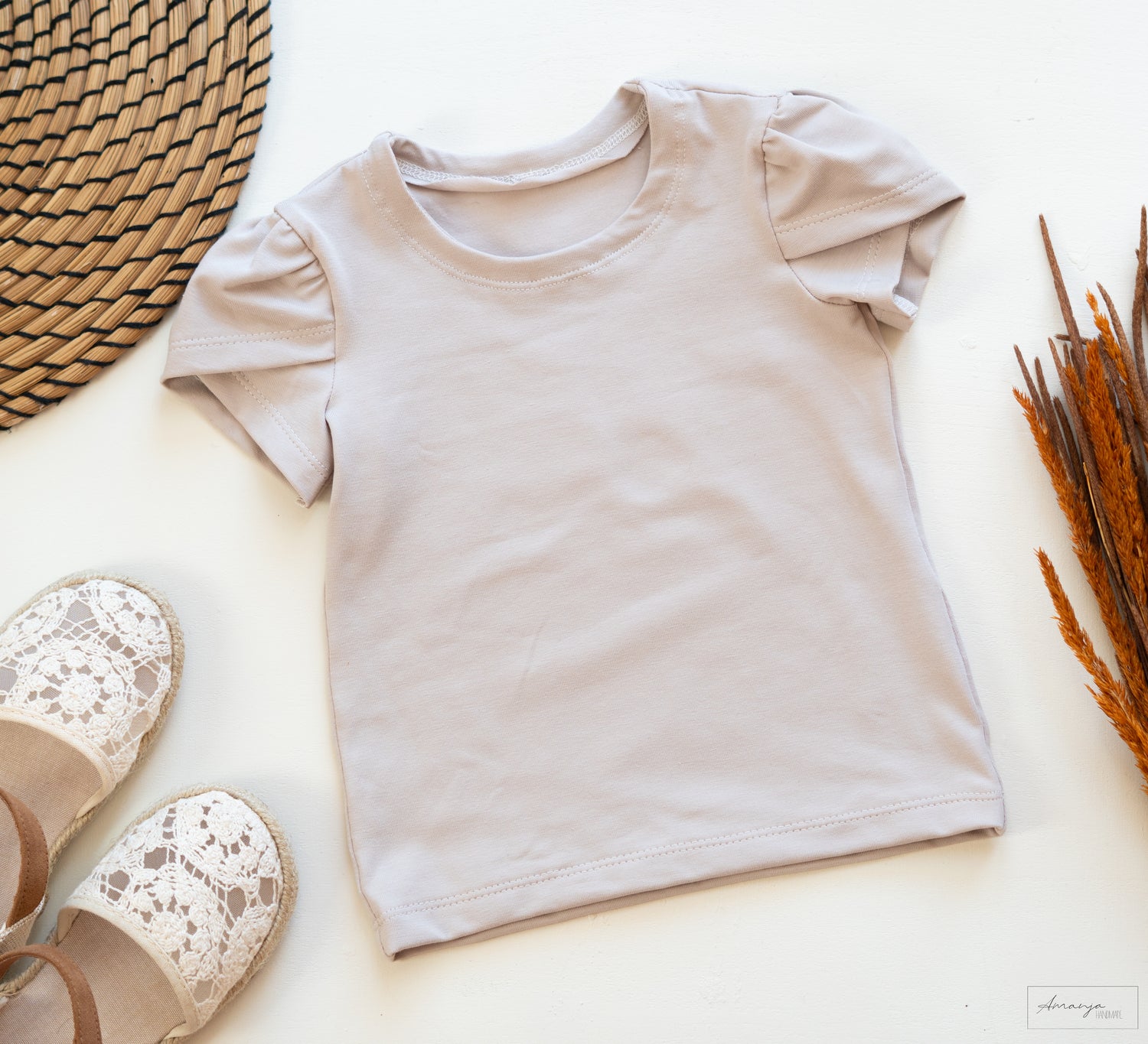 hübsches T-Shirt mit Tulpenärmel und Paperbagrock in Wunschgrösse und Farbe