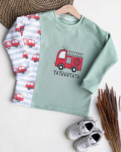 Sweater mit Teilung in Wunschgrösse und Farbe