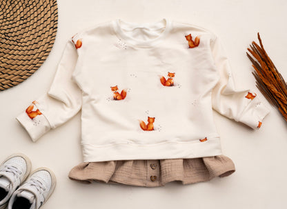 Sweater mit süssem Musselinvolant in Wunschgrösse und Farbe
